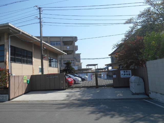 宇治市立北宇治中学校：1383m