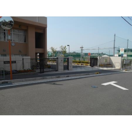 宇治市立宇治中学校：760m