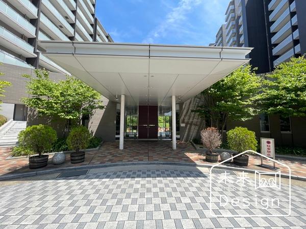 京阪東ローズタウンファインガーデンスクエアD棟 エントランス