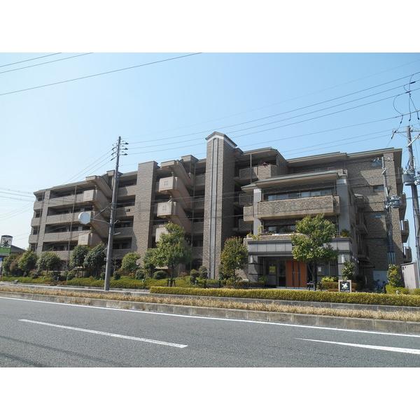 パデシオン三室戸駅前