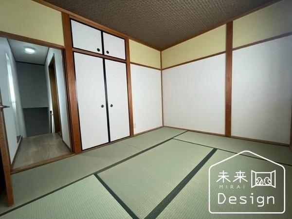 宇治市伊勢田町砂田　収益中古戸建 リビング