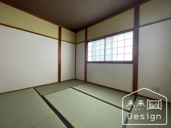 宇治市伊勢田町砂田　収益中古戸建 リビング