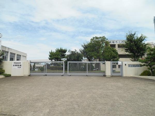城陽市立西城陽中学校
