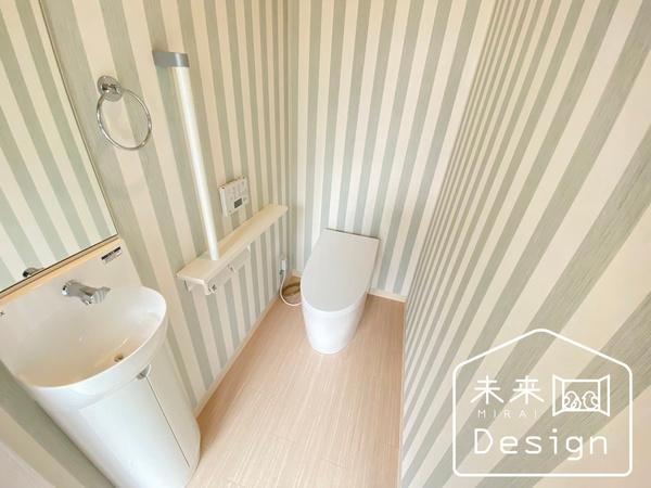 宇治市木幡平尾　中古戸建住宅 トイレ