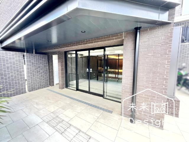 プレサンスロジェ京都城陽 エントランス