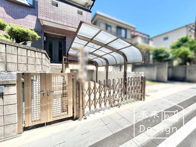 宇治市木幡御蔵山　中古戸建住宅 駐車場
