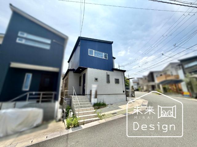 京田辺市薪堀切谷　中古戸建住宅 外観