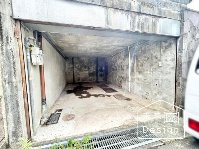 宇治市木幡御蔵山　中古戸建住宅 駐車場