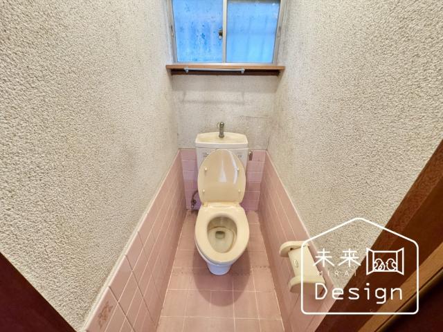 城陽市寺田市ノ久保　中古戸建住宅 トイレ