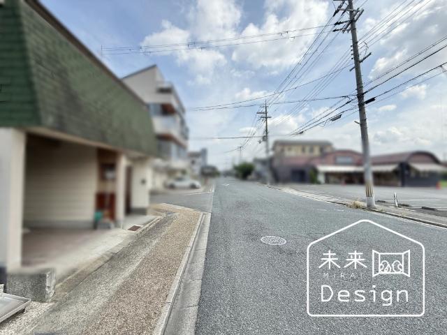 宇治市伊勢田町砂田　中古戸建住宅 前面道路含む現地写真