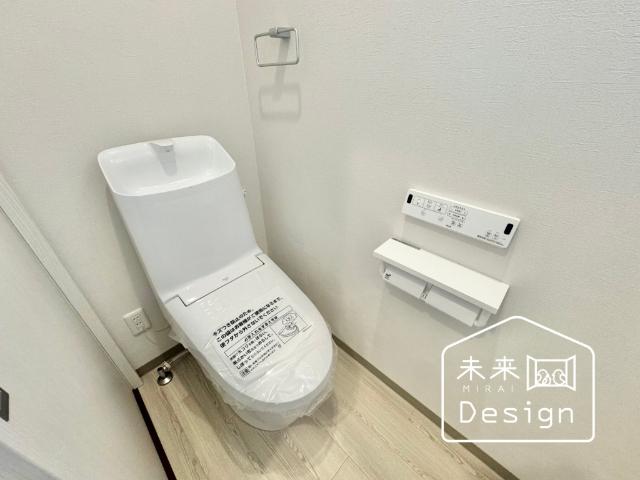 宇治市広野町大開　新築戸建住宅 トイレ
