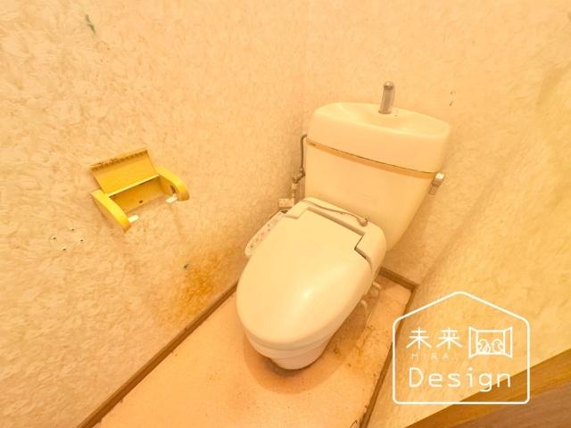 宇治市伊勢田町毛語　中古戸建住宅 トイレ