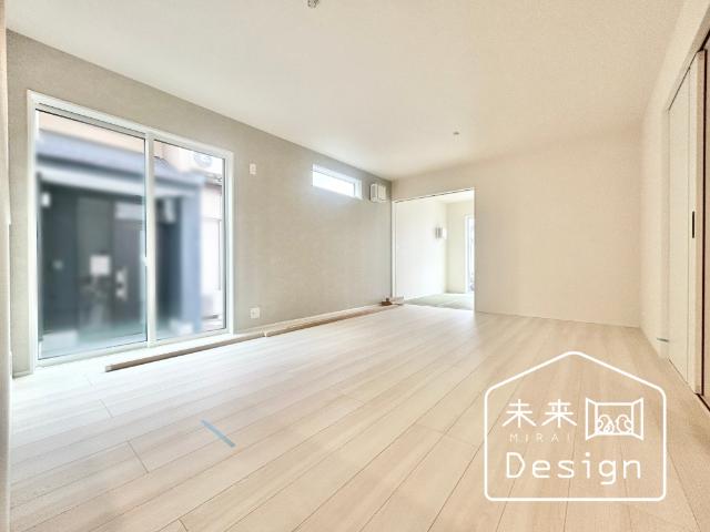 宇治市伊勢田町毛語　2号棟　新築戸建住宅 リビング