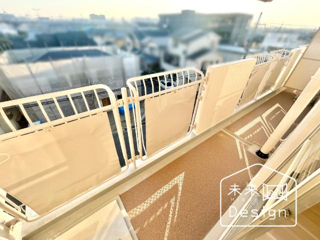 南宇治ローレルコート　A棟 バルコニー