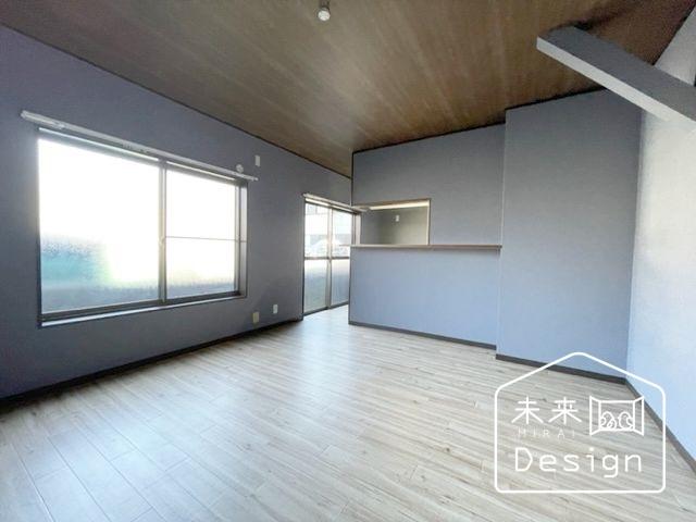 宇治市宇治半白　中古戸建 リビング
