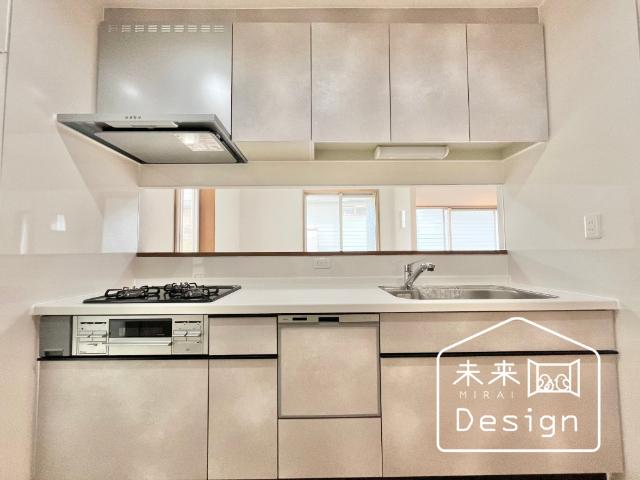 京田辺市花住坂3丁目　中古戸建住宅 キッチン