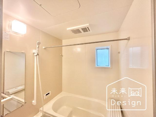 宇治市伊勢田町毛語　2号棟　新築戸建住宅 バス／シャワー