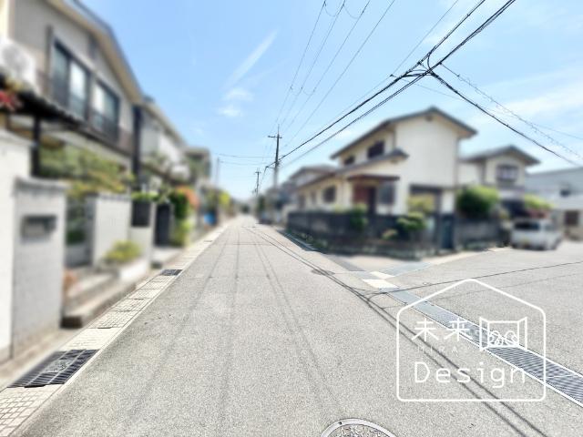 宇治市伊勢田町砂田　2号地　新築戸建住宅 前面道路含む現地写真