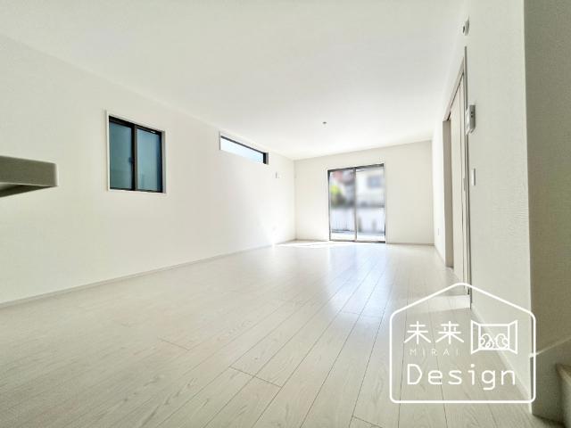 宇治市宇治大谷　2号棟　新築戸建住宅 リビング