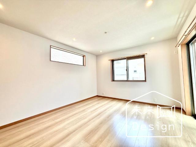 京田辺市薪堀切谷　中古戸建住宅 リビング