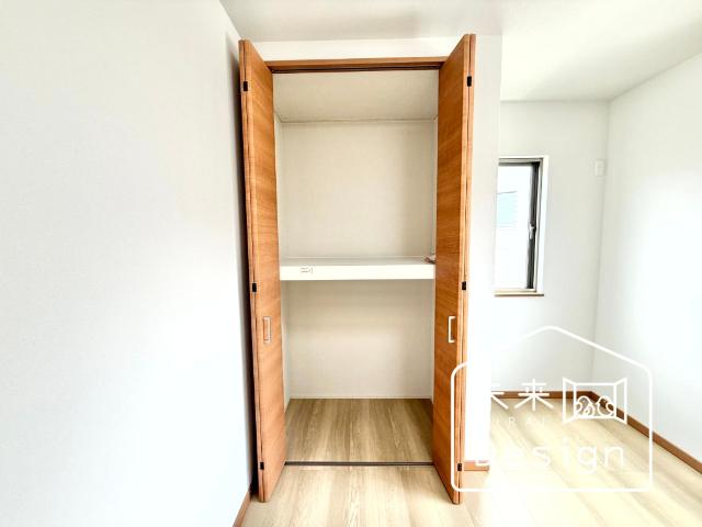 京田辺市薪堀切谷　中古戸建住宅 収納