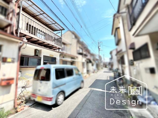 宇治市小倉町南堀池　中古テラスハウス 前面道路含む現地写真