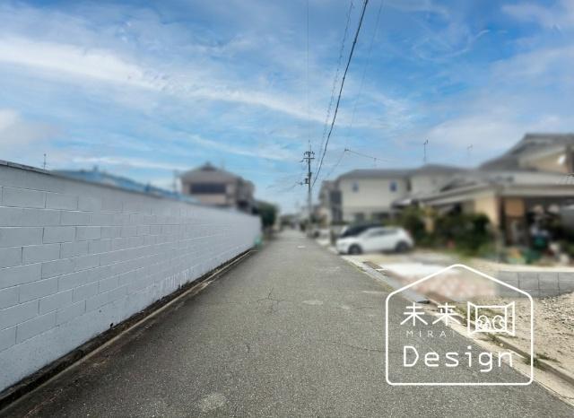 宇治市伊勢田町新中ノ荒　新築戸建住宅　2号棟 前面道路含む現地写真