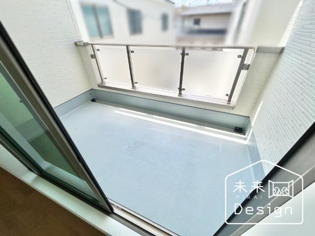 宇治市羽拍子町　2号地　新築戸建住宅 バルコニー