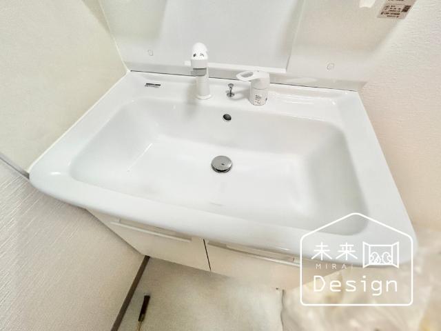 宇治市伊勢田町中ノ田　中古戸建住宅 洗面