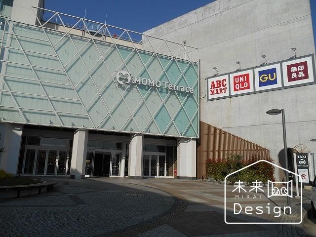 タカキューMOMOテラス店