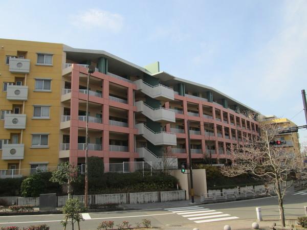 リーベスト松井山手 外観