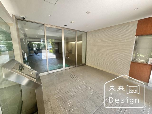 サーパスシティ大久保駅前 エントランス