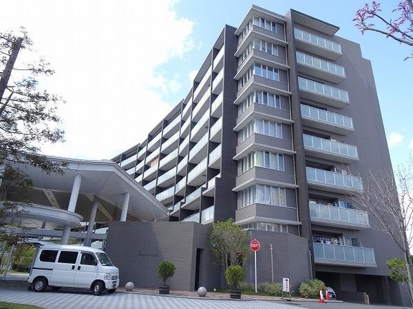 京阪東ローズタウンファインガーデンスクエアE棟 外観