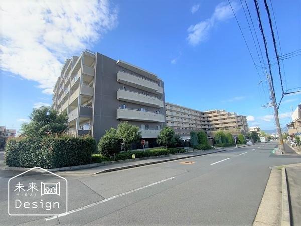 リーデンススクエア宇治伊勢田 外観