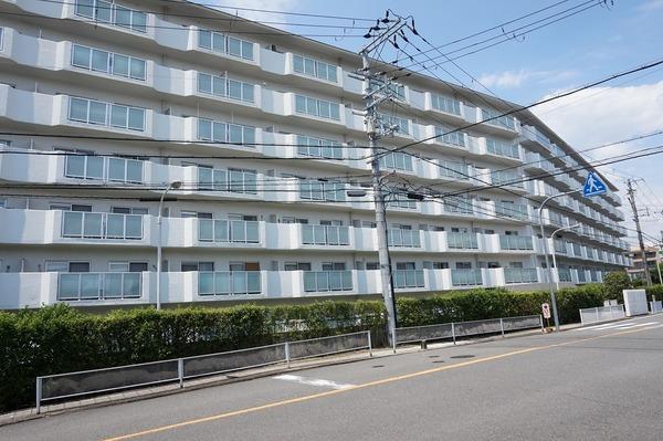豊中メゾン桃山台2号棟　中古マンション 外観