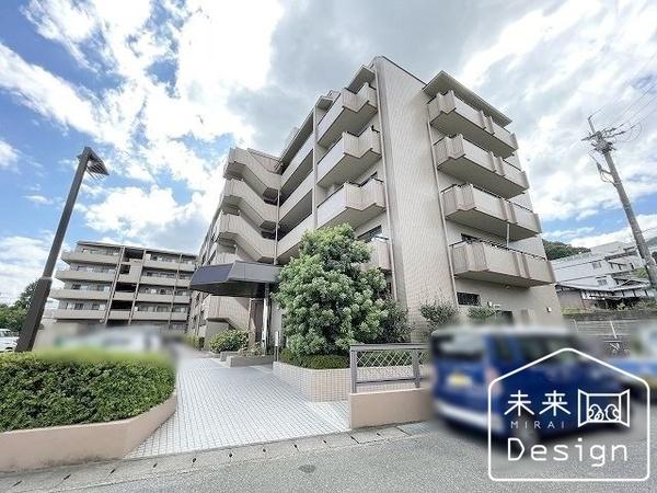 朝日プラザ石清水 外観