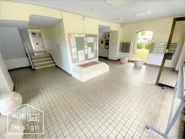 向島ニュータウン第二街区B棟 ロビー