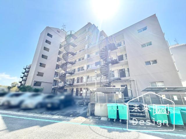 枚方ハイツ8号棟 外観