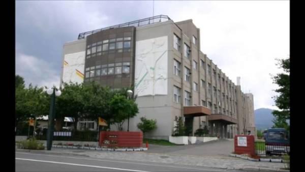 札幌市立発寒小学校：432m