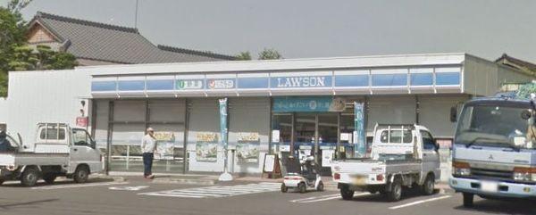 ローソン小林真方店：464m