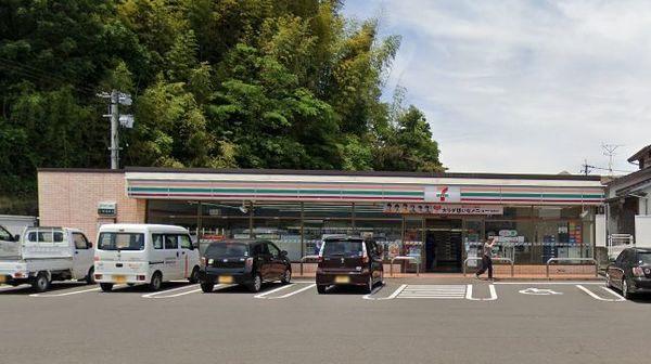 セブンイレブン小林細野店：454m