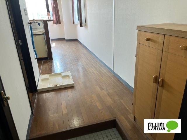 加治佐ﾋﾞﾙ（401） 玄関