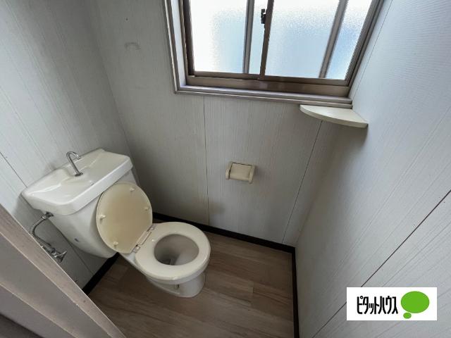 中津留住宅（C） トイレ