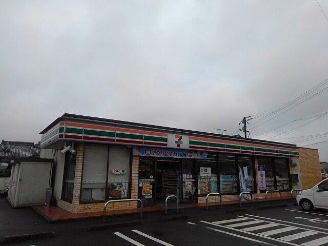 セブンイレブン小林真方店：650m