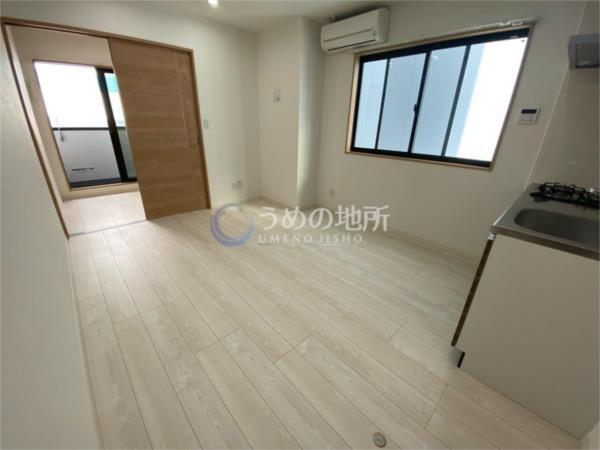 THE NOBLES 花畑駅前（301） リビング