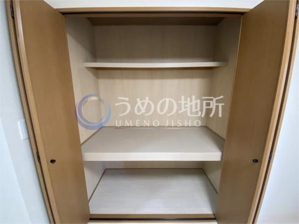 ｴｸｾﾚﾝｽ小森野（205） 収納