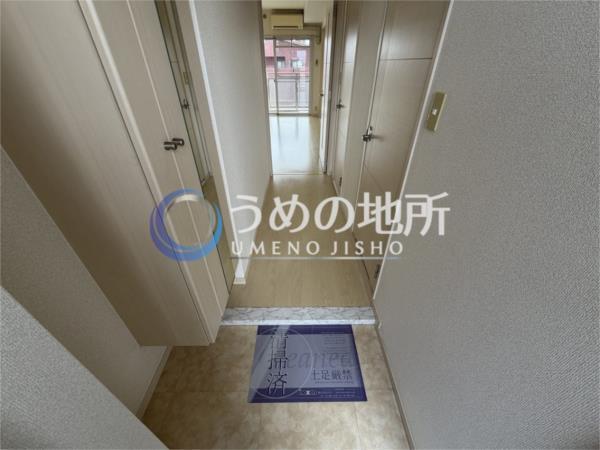 ﾍﾞｽﾀ櫛原（801） 玄関