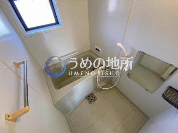 ﾒﾙﾍﾞｰﾕ・ﾄﾞﾐｰﾙA棟（207） バス／シャワー