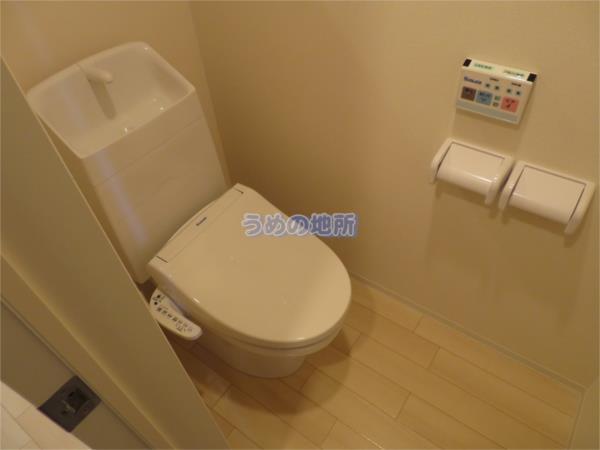 ｿﾚｲﾕ（高良内町）（101） トイレ