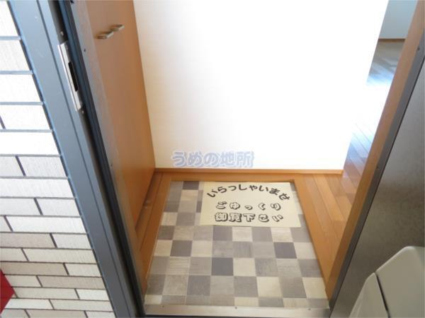 ﾌﾟﾘﾏｳﾞｪｰﾗ（善導寺）（203） 玄関
